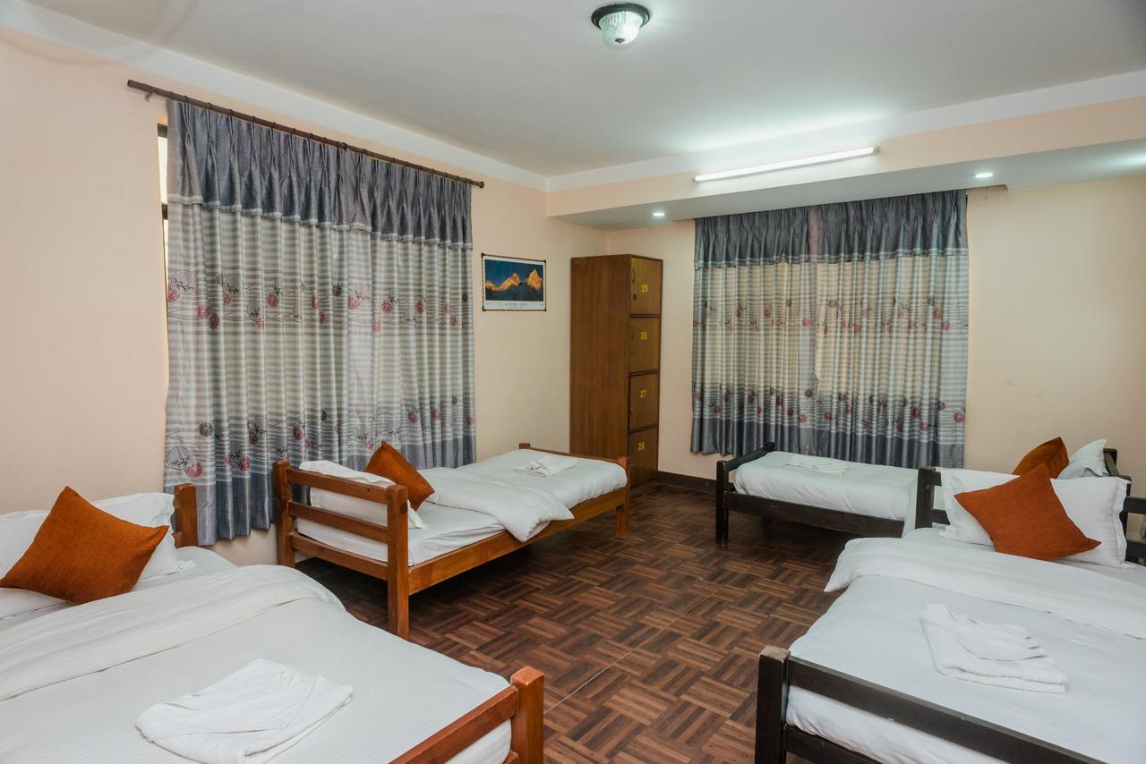Famous House Kathmandu Hostel Ngoại thất bức ảnh