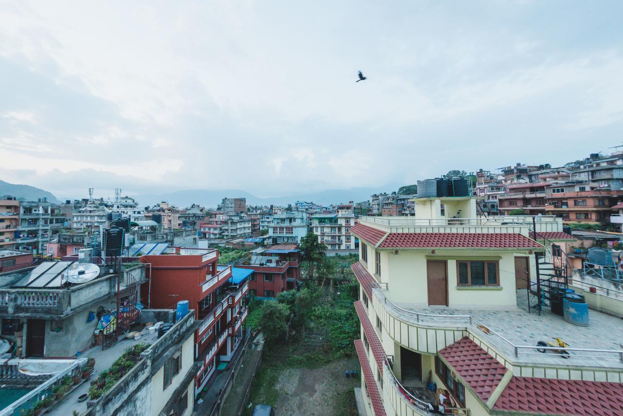 Famous House Kathmandu Hostel Ngoại thất bức ảnh