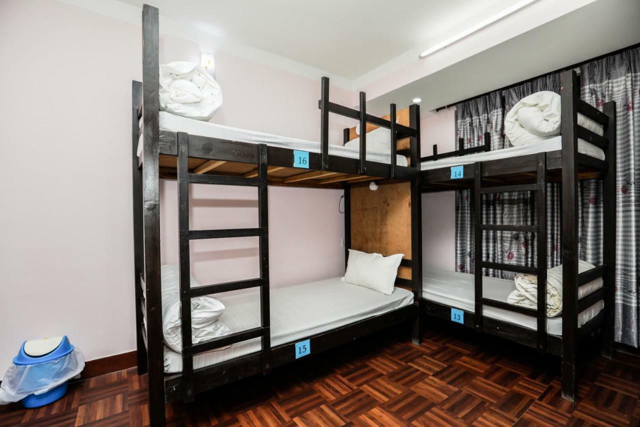 Famous House Kathmandu Hostel Giường trong nhà trọ bức ảnh