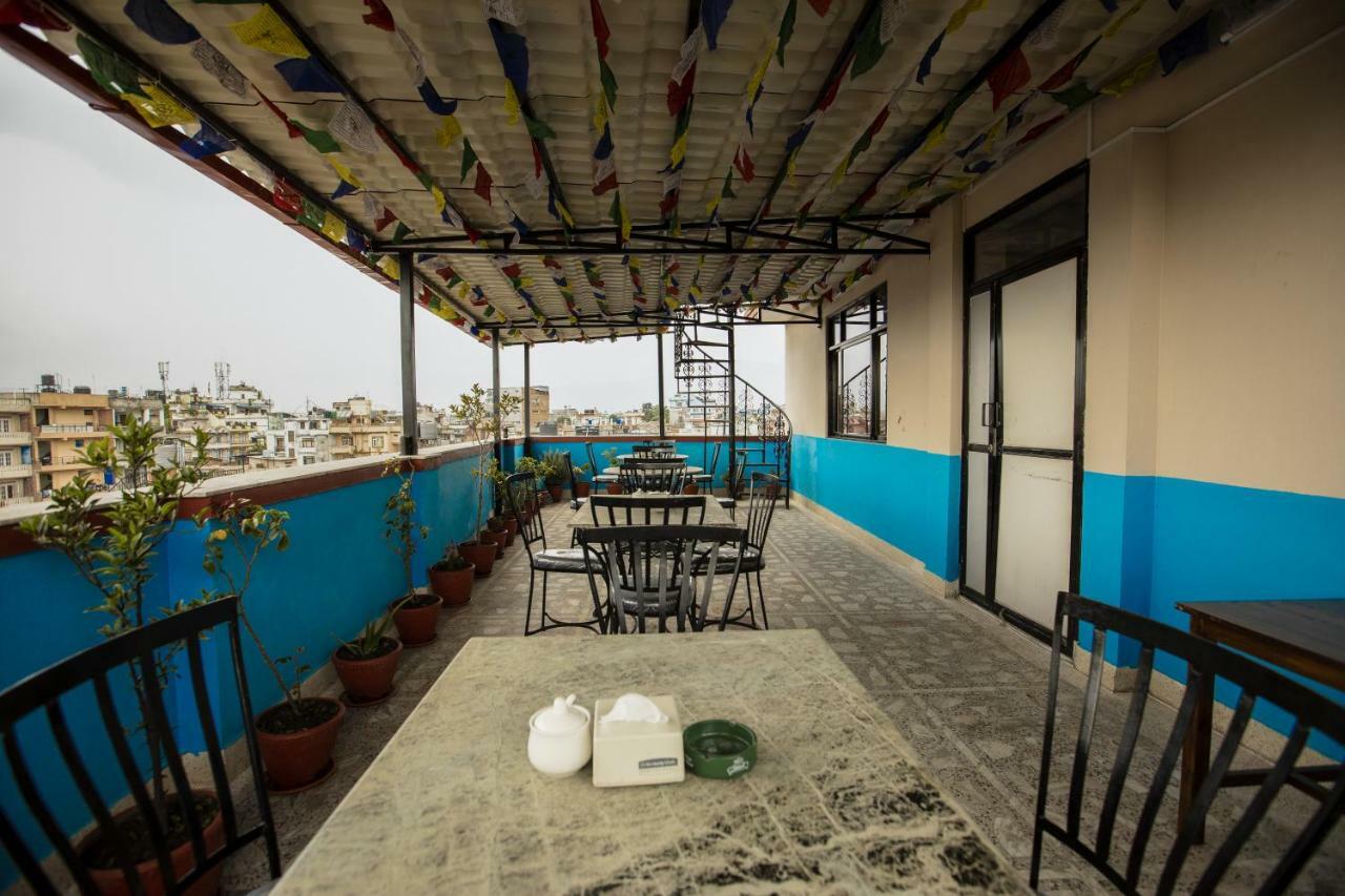 Famous House Kathmandu Hostel Ngoại thất bức ảnh
